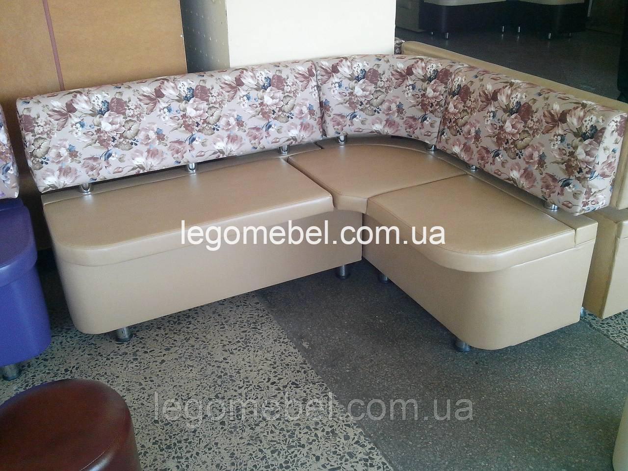 1758350355_kuhonnyj-ugolok-lyuks